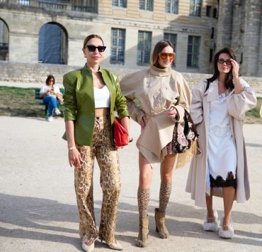 Street style PFW SS&rsquo;27: осінні образи гостей показів Loewe та Givenchy