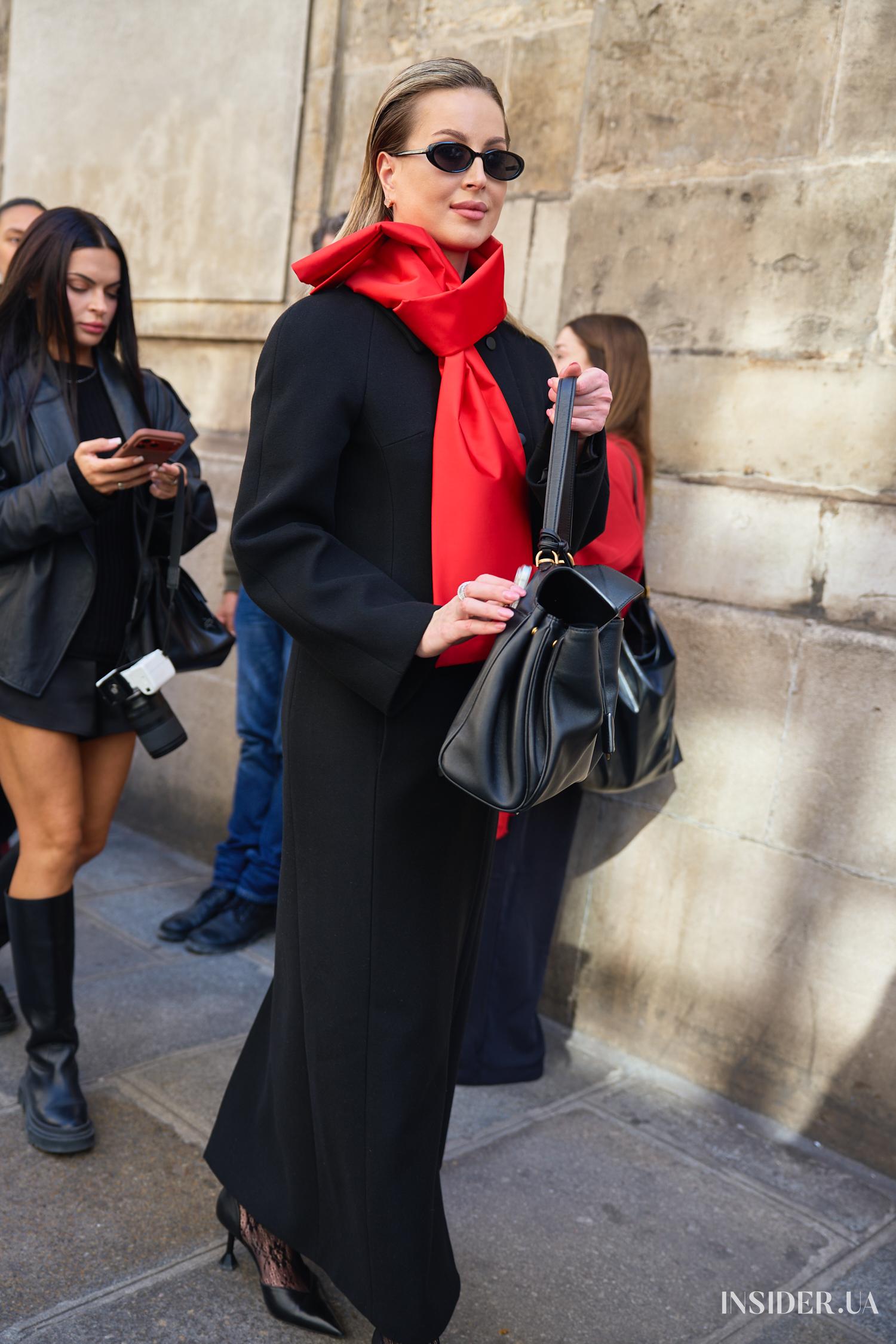Street style PFW SS&rsquo;27: найцікавіші образи гостей показів Celine та Herm&egrave;s