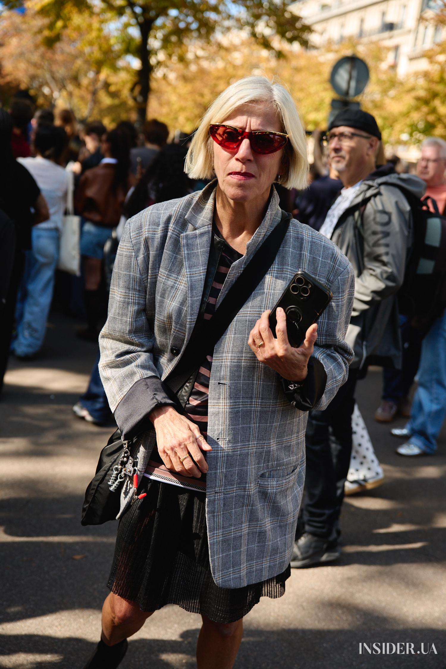 Street style PFW SS’27: найяскравіші образи гостей показу Miu Miu