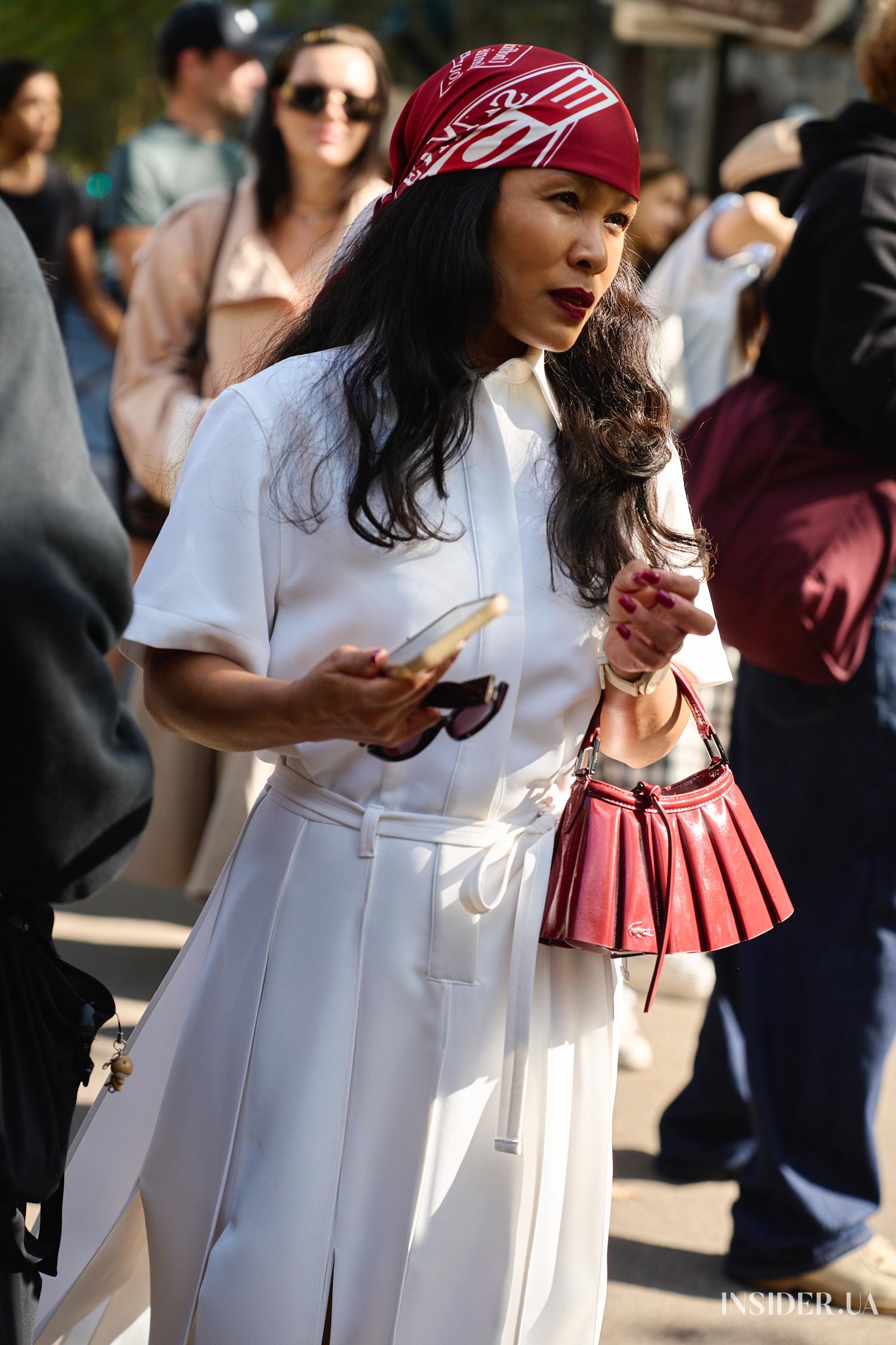 Street style PFW SS’27: найяскравіші образи гостей показу Miu Miu