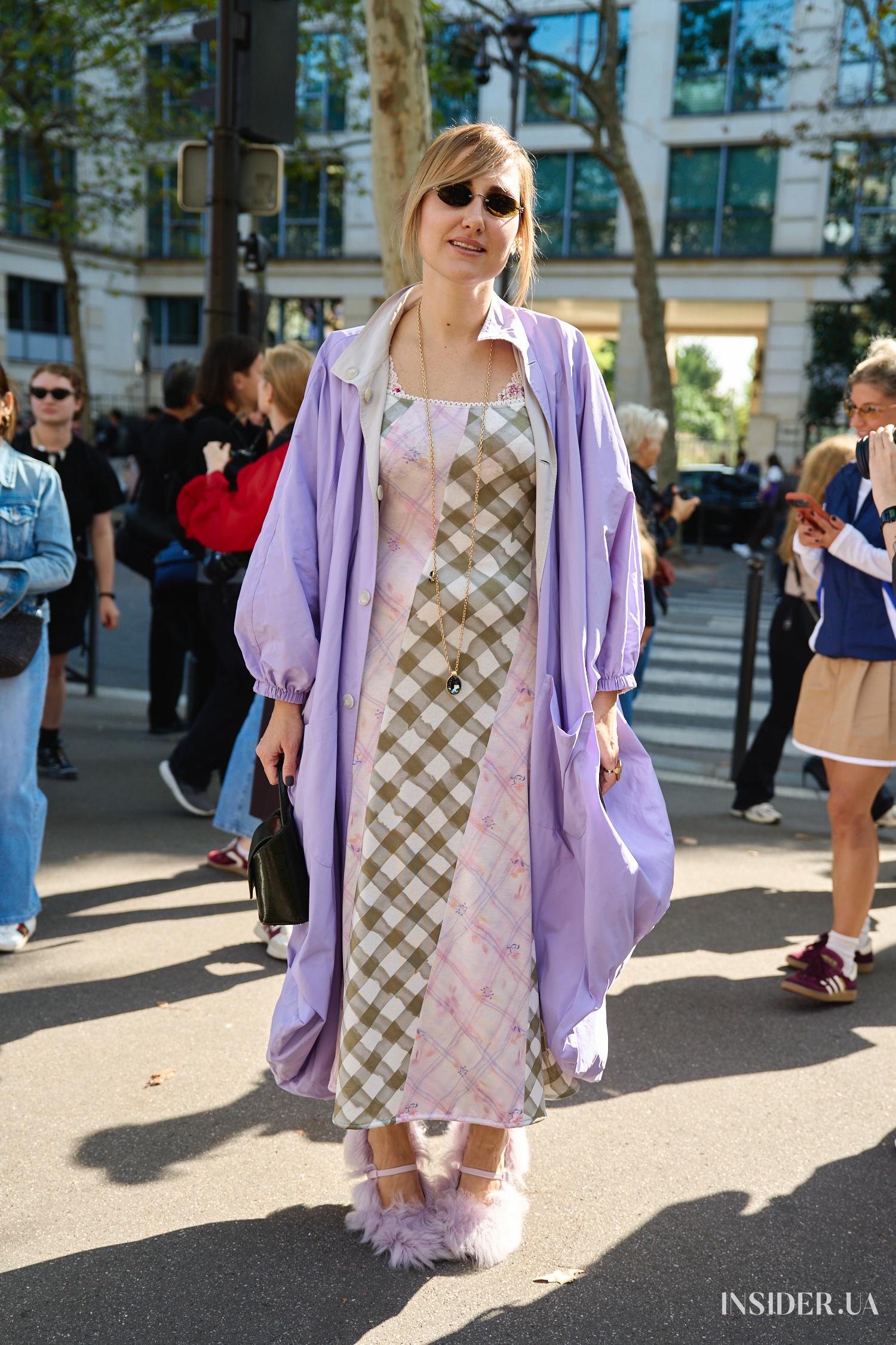 Street style PFW SS’27: найяскравіші образи гостей показу Miu Miu