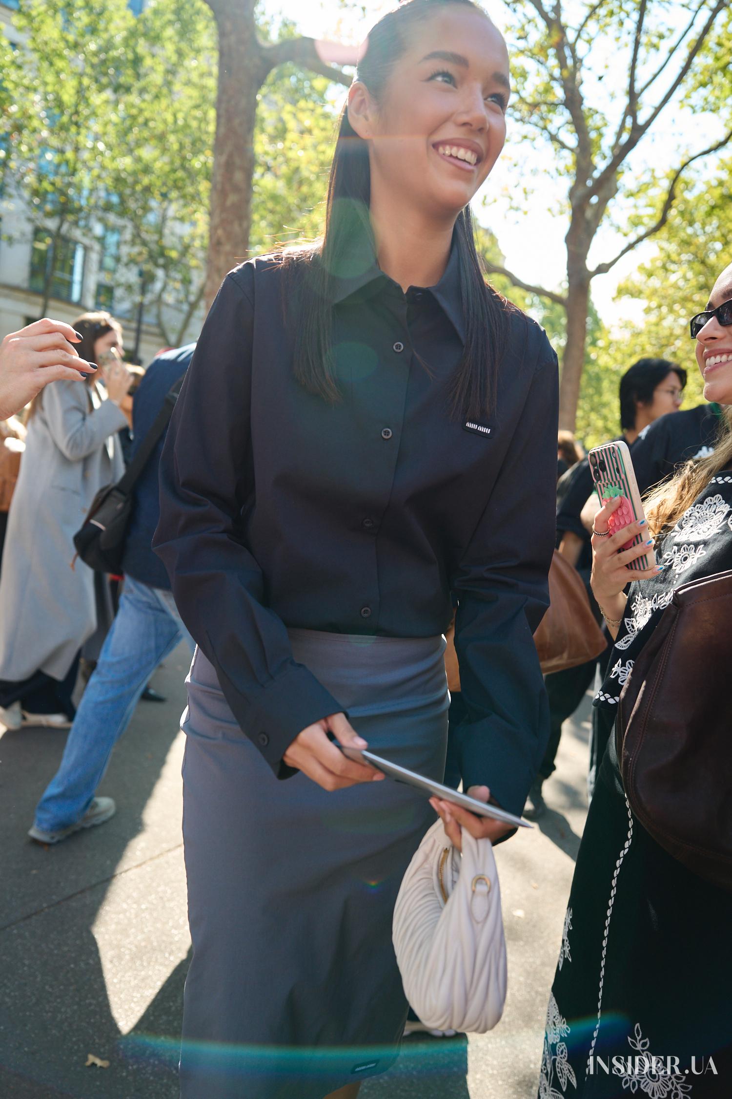 Street style PFW SS’27: найяскравіші образи гостей показу Miu Miu