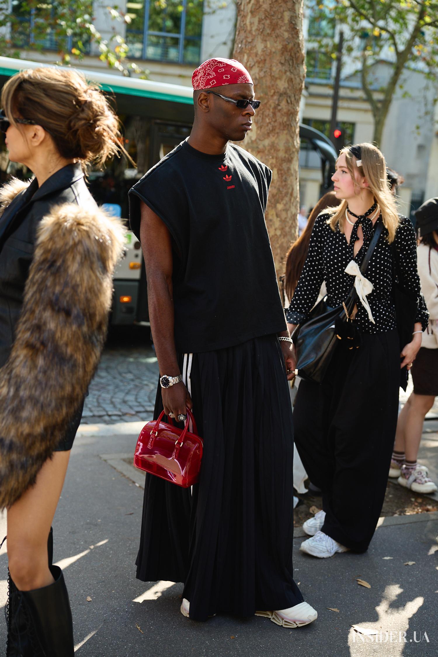 Street style PFW SS’27: найяскравіші образи гостей показу Miu Miu