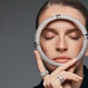 Звезда &laquo;Школы выживания&raquo; София Буш тайно вышла замуж