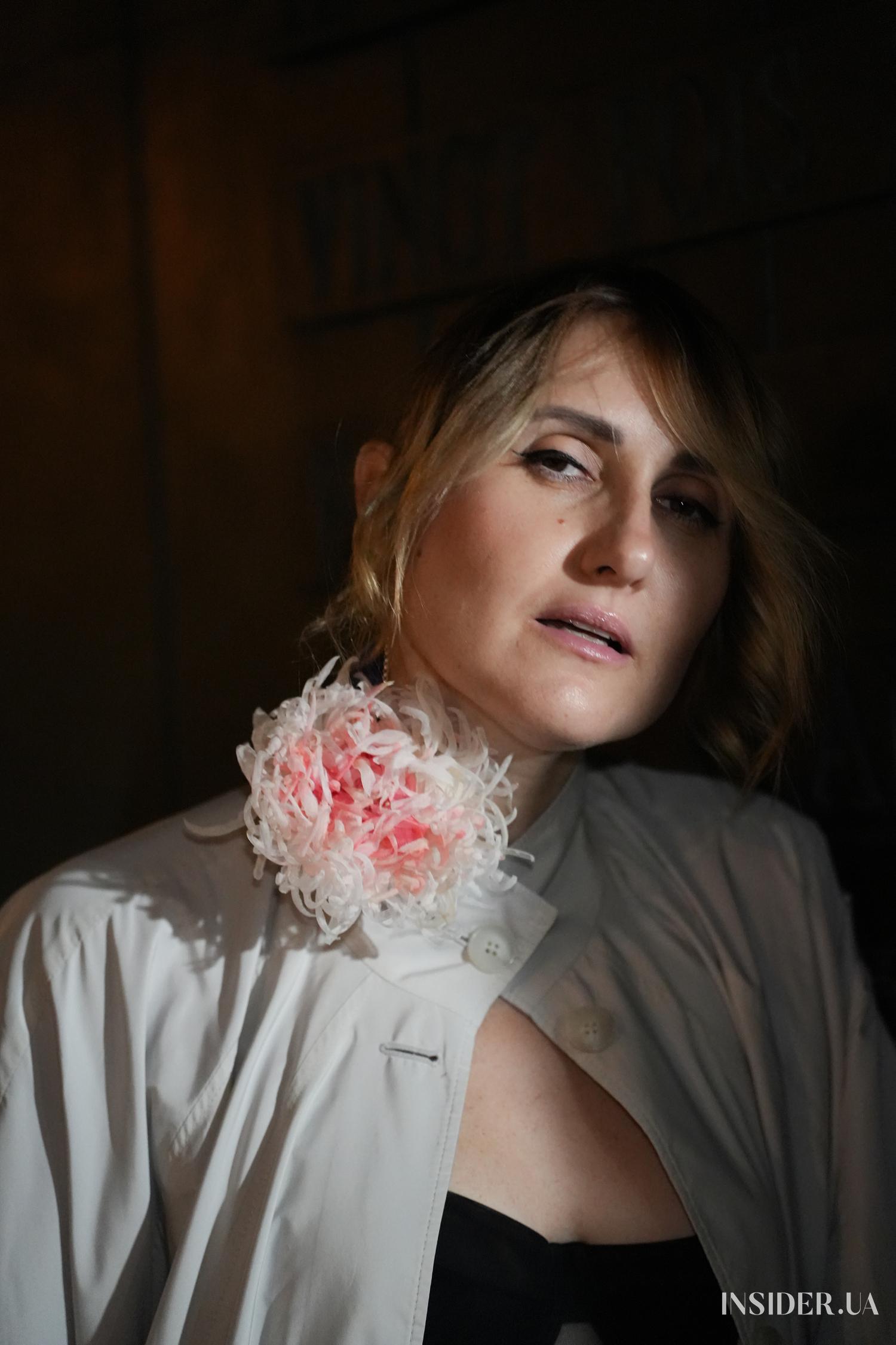 Гардероб Ірени Вінцюк на PFW: стилістичні прийоми, модні знахідки та неочікувані поєднання