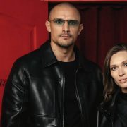 Сієнна Міллер, Шарліз Терон, Джессіка Альба та інші зірки на першому гала-вечорі Airbnb.org