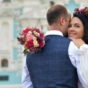 Шэрон Стоун повторила культовую позу из &laquo;Основного инстинкта&raquo; для ELLE Spain