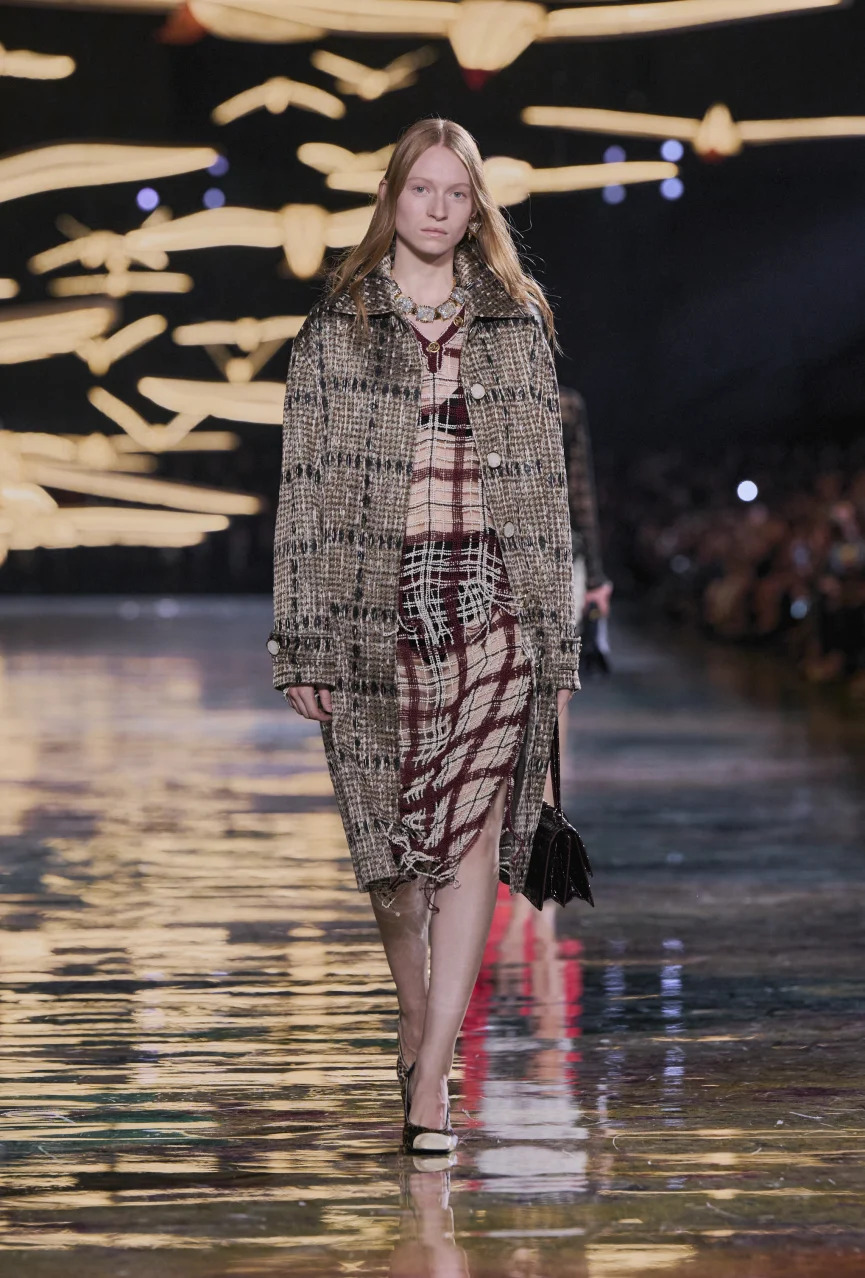 Більше тіла та сміливих рішень: Chanel показав нову колекцію SS&rsquo;27 у Парижі